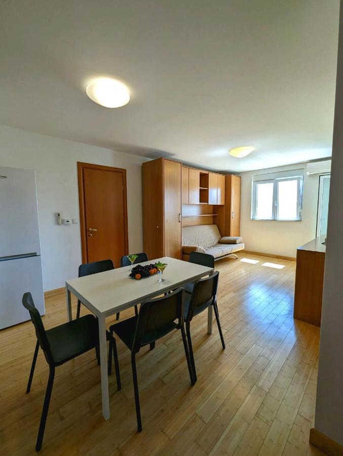 City Apartment Omiš Exterior foto